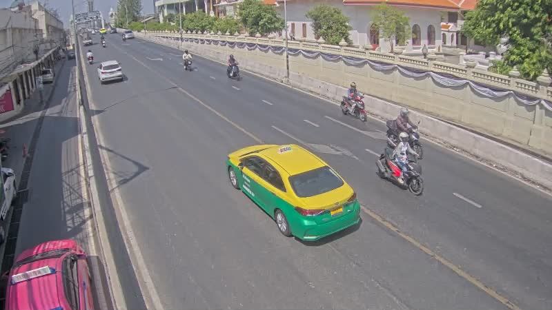 Wachira Phayaban Subdistrict: Saphan Krung Thon (Sang Hee)