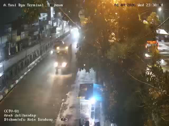 Batas Kelurahan: Shantika Cicaheum - Bus Pahala Bandung Cicaheum - Terminal Cicaheum - Rajawali - Jalan A. Yani