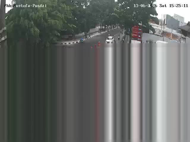 Batas Kelurahan: Jalan Pusdai - Jalan Surapati