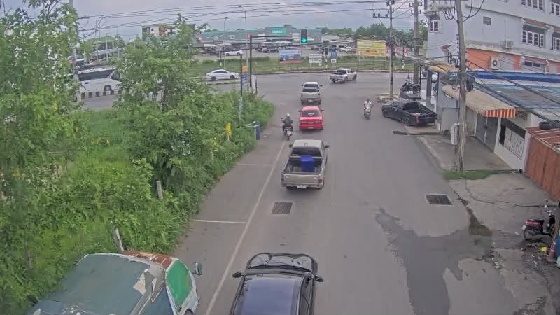 Ongkharak: Kerry Express Parcel Service Point