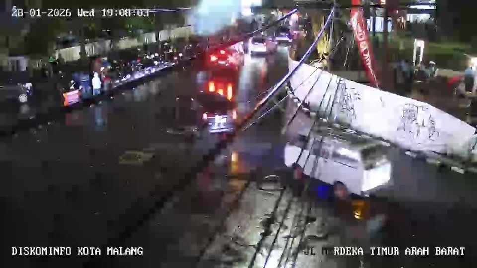 Malang: Jalan Merdeka Timur - Jalan Merdeka Selatan - Jalan Agus Salim - Jalan Sukarjo Wiryo Pranoto