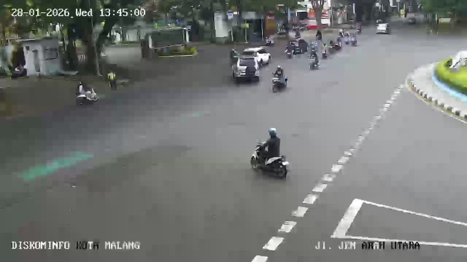 RW 05 Kel. Oro Oro Dowo, Klojen Kota Malang: Statue of National Hero Major Hamid Roesdi - Monumen Pahlawan Perang Kemerdekaan R.I. - Jalan Simpang Balapan - Pangsit Cwie Mie Soemarto - Jalan Panggung - Jalan Merbabu - Ijen Street