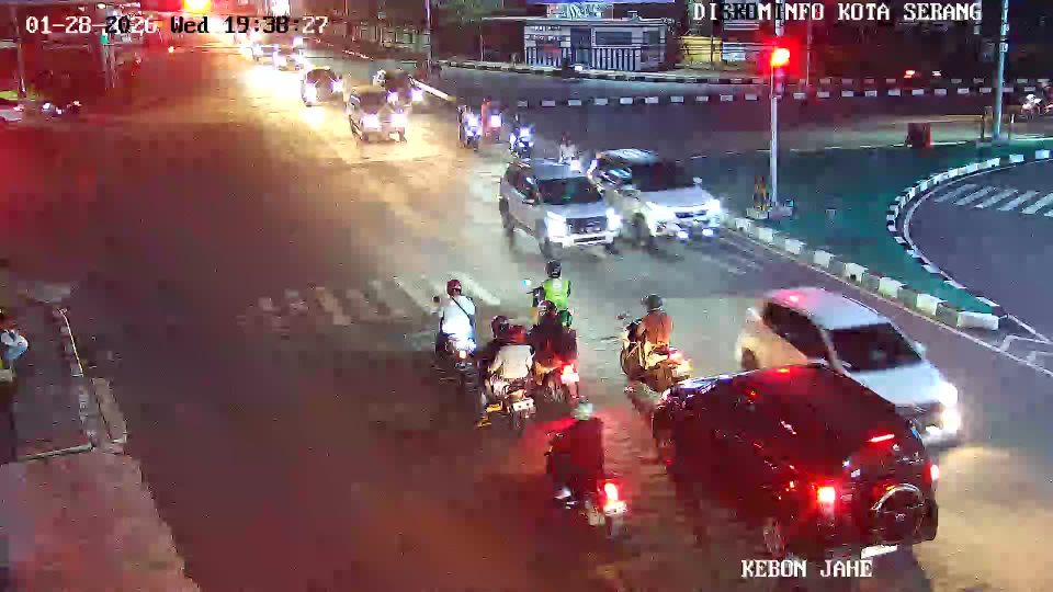 Serang: Lampu Merah Kebon Jahe