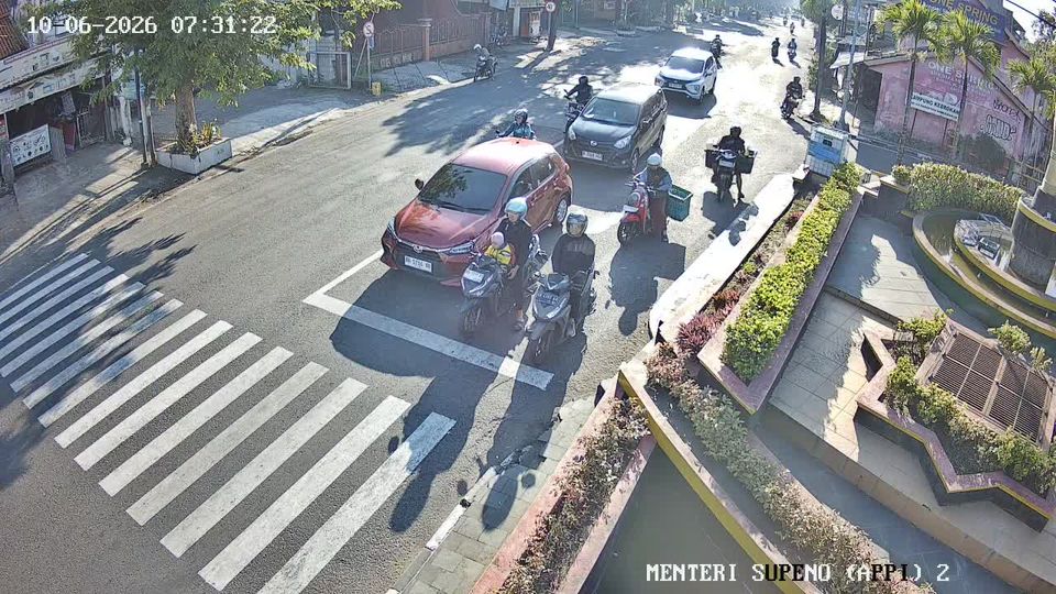 Yogyakarta: Jalan Batikan - Jalan Perintis Kemerdekaan - Jalan Veteran - Jalan Menteri Supeno