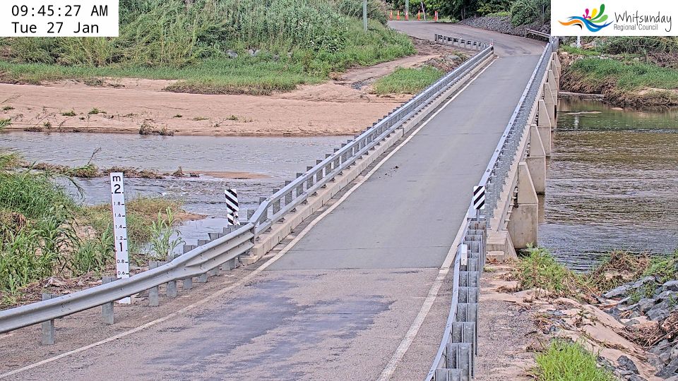 Bowen › West: Inverdon Road