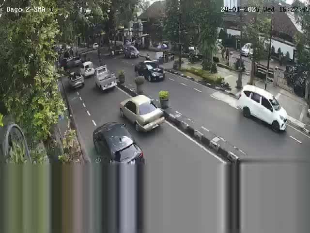 Bandung: Jalan Hasanudin