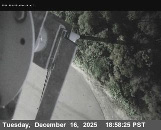 Encinitas: C265) I-5 : Just South of La Costa Ave T