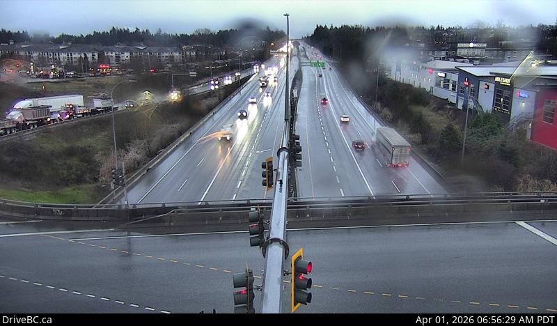 Township of Langley: Walnut Grove › East: Highway 1 at 200 Street, looking east