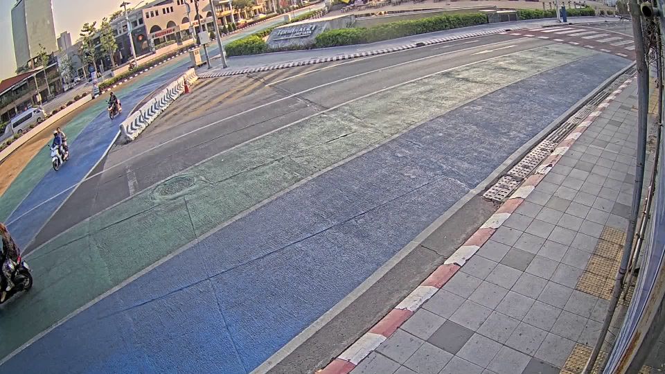 Pattaya: Phettrakul Road - Pattaya City