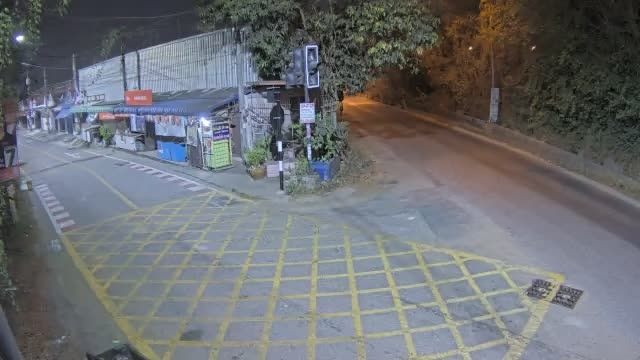 Nong Pla Lai: Lieb Tang Rodfai Road - Pattaya City