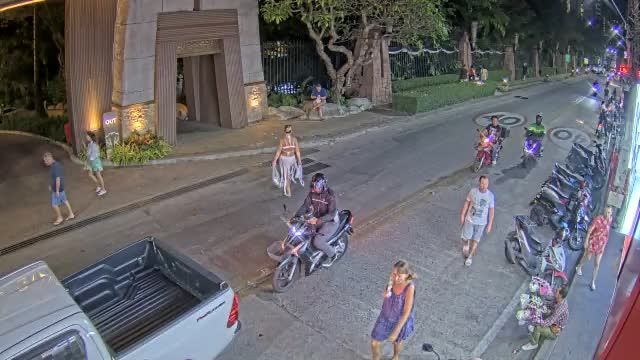 Pattaya: Soi Saran Chol - Na Kluea 16/2 Alley