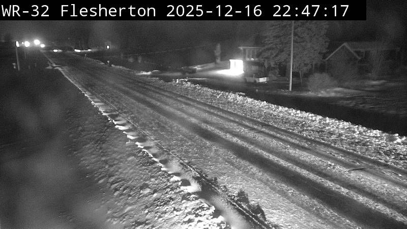 Wainfleet › North: Highway 3 near Ostryhon Corners, Looking North