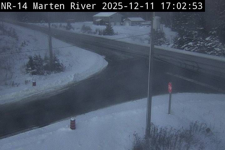 Pleasant View Survey › North: Highway 6 at Highway 5, Looking North