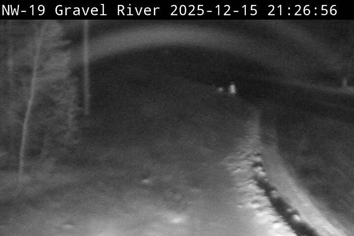 Addington Highlands › East: Highway 7 near Highway 41, Looking East