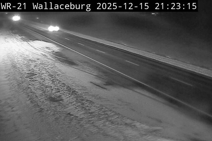 Temagami › South: Highway 11 near Spruce Drive, Looking South