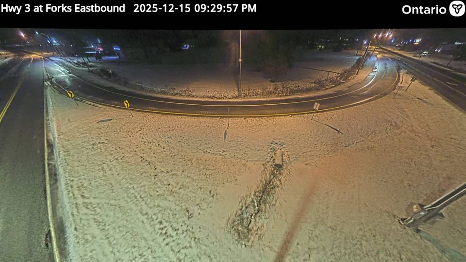 Unorganized Thunder Bay District: Highway 17 near Dog River Road, Looking Down