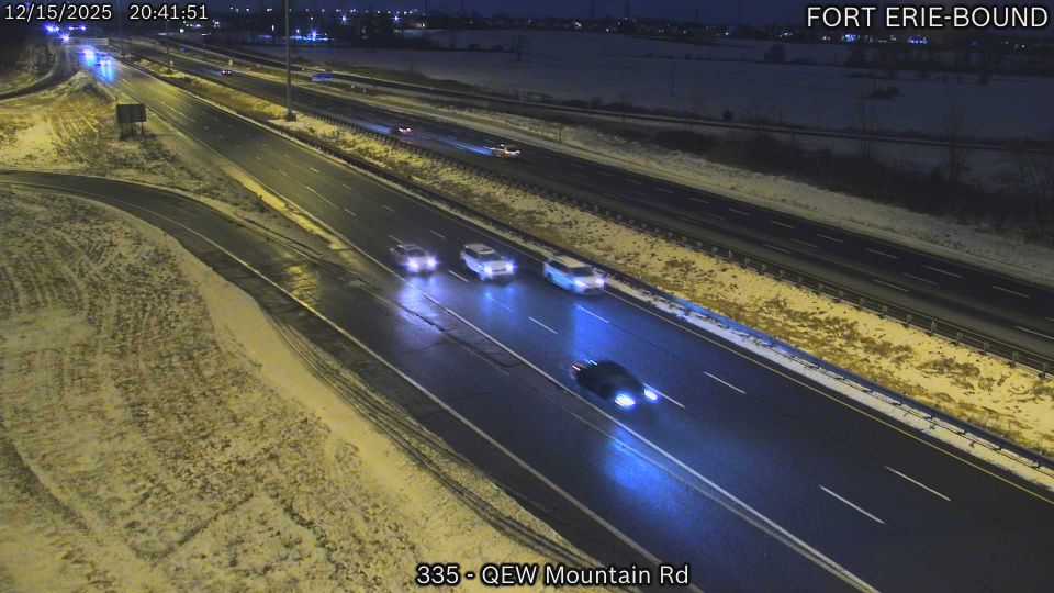 Nipigon Township › East: Highway 17 at Highway 11, Looking East