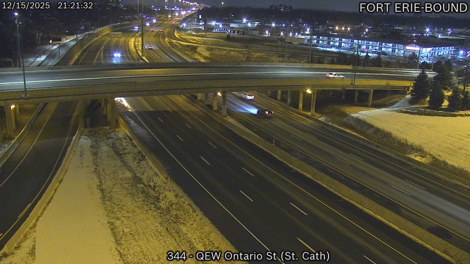 Unorganized Thunder Bay District › West: Highway 17 near Highway 614, Looking West