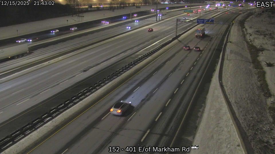 Unorganized North Algoma › South: Highway 101 at Highway 547, Looking South