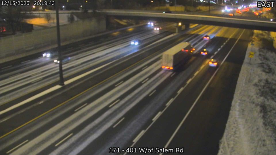 Algonquin Highlands › East: Highway 118 East of Peterson Road, Looking East