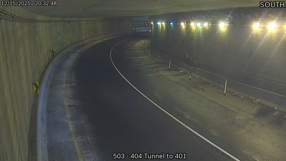 Seguin Township: Highway 400 at Highway 518, Looking Down