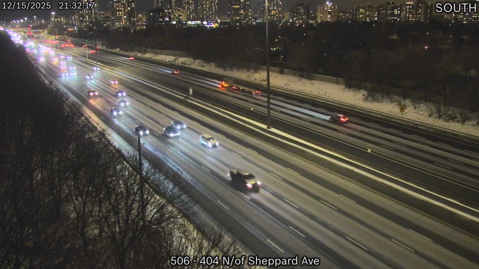 Tecumseh › West: Highway 401 near Concession Road 10, Looking West