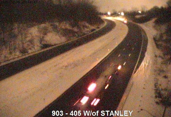 Thames Centre › West: Highway 401 west of Putnam Road, Looking West