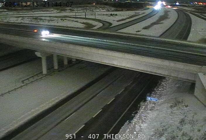 Scarborough: Highway 401 near Midland Avenue, Looking Down