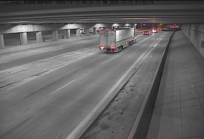 Unorganized Thunder Bay District › South: Highway 527 near Lasseter lake, Looking South