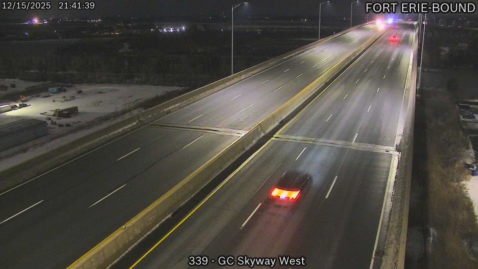 St. Catharines: QEW at Garden City Skyway (West)