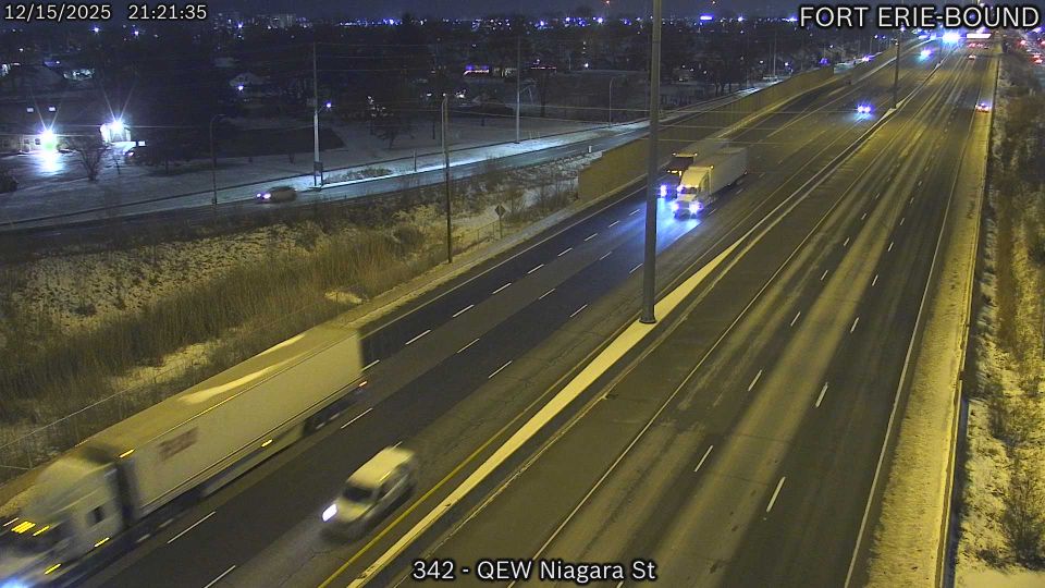 St. Catharines: QEW near Niagara Street