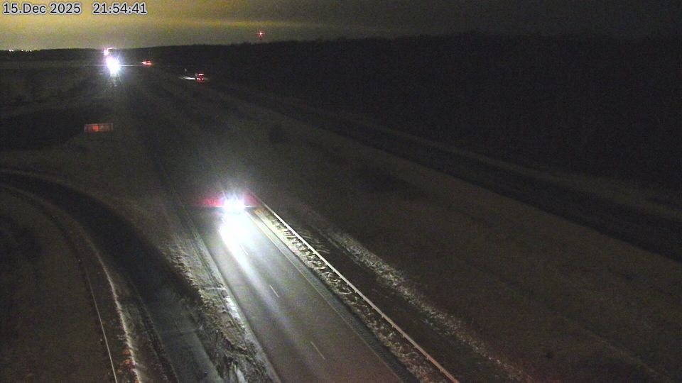 Sarnia: Highway 402 near Mandaumin Road