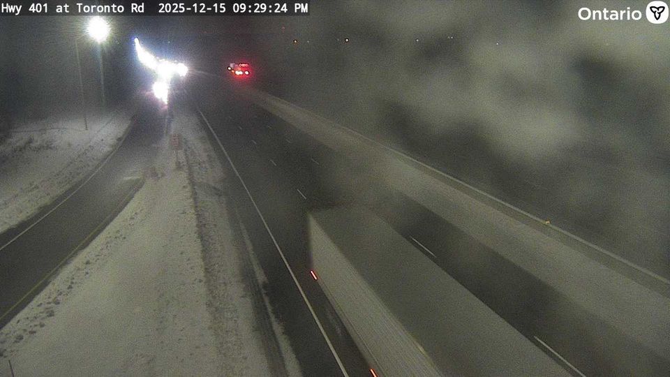 Port Hope › West: Highway 401 at Toronto Road, Looking West