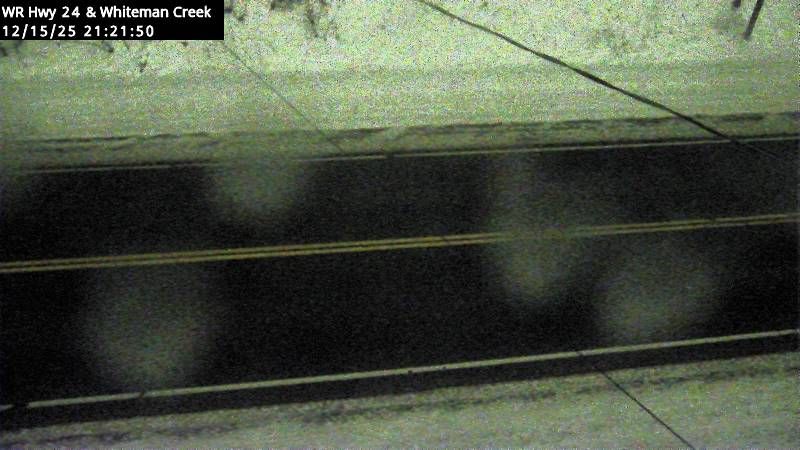 Burford: Highway 24 at Robinson Road, Looking Down