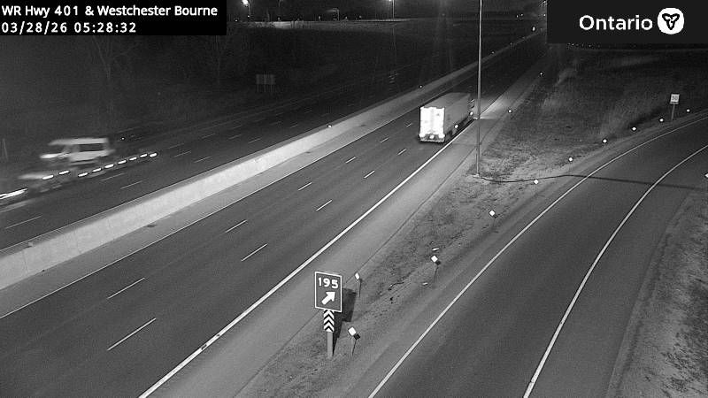 Thames Centre › North-east: Highway 401 at Westchester Bourne, Looking East