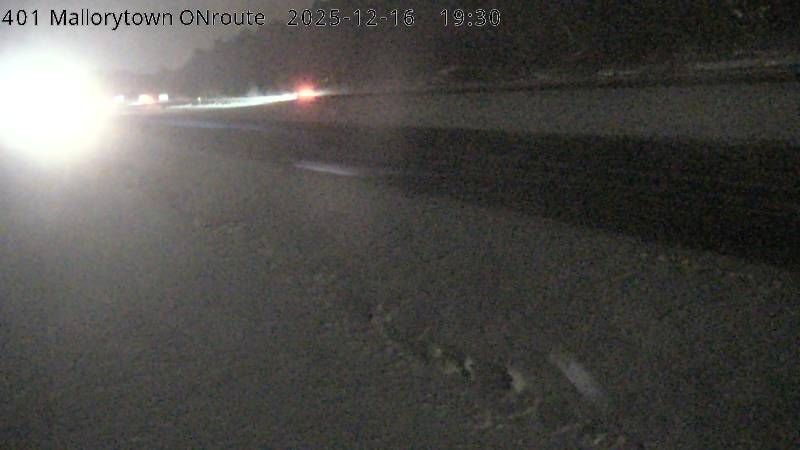 Warwick › West: Highway 402 near Nauvoo Road, Looking West