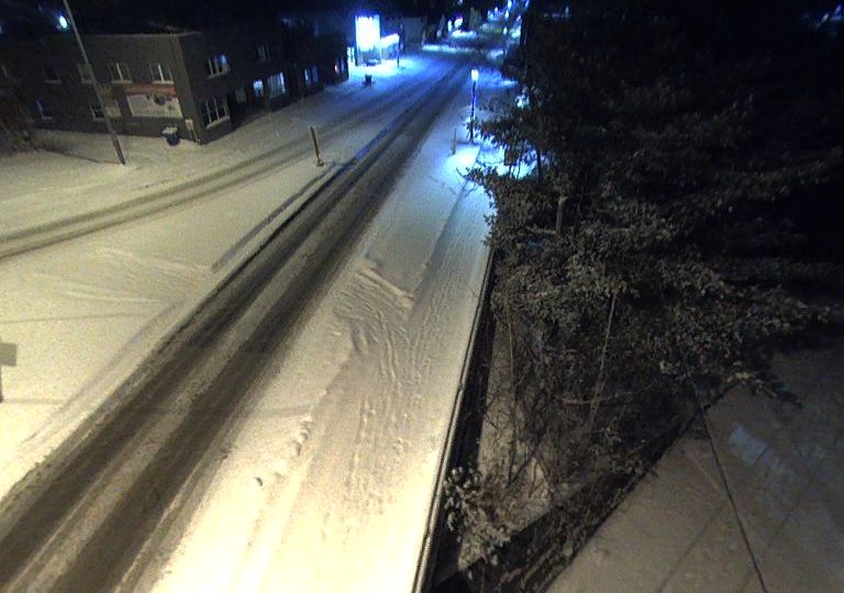 Mattawa › West: Highway 17 at Mattawan Roundabout, Looking West