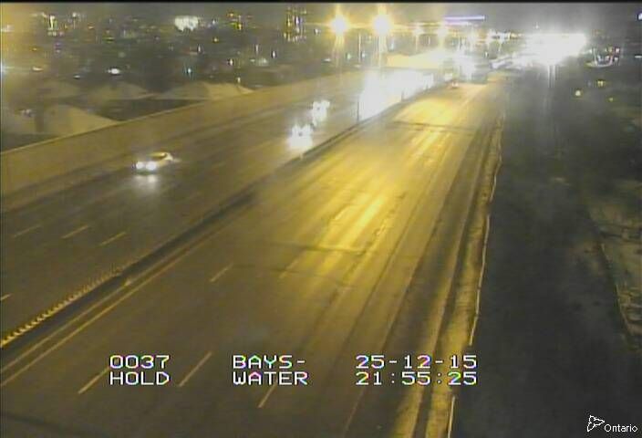 (Old) Ottawa: Hintonburg: Highway 417 near Bayswater Avenue