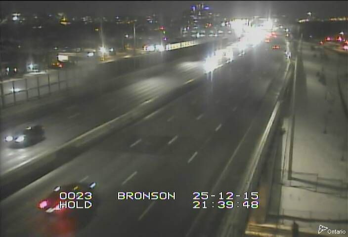 (Old) Ottawa: The Glebe: Highway 417 near Bronson Avenue