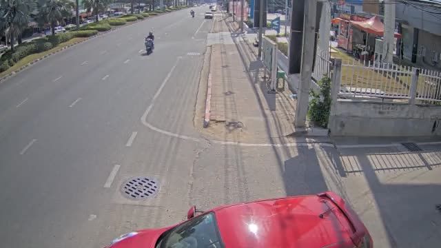 Nong Pla Lai: Sukhumvit Pattaya 8 Alley - Sukhumvit Road