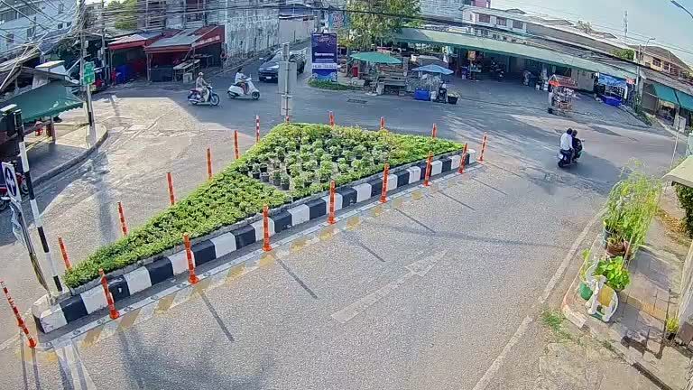 Nong Pla Lai: Sawangfa 2 - Sukhumvit Pattaya 14/1