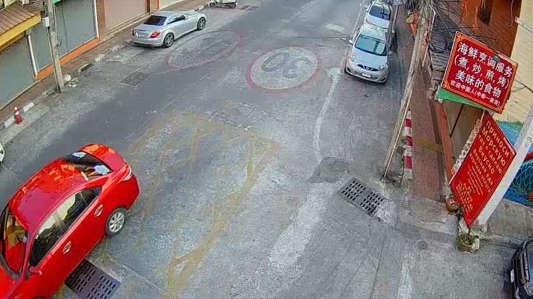 Nong Pla Lai: Naklua 7 Alley