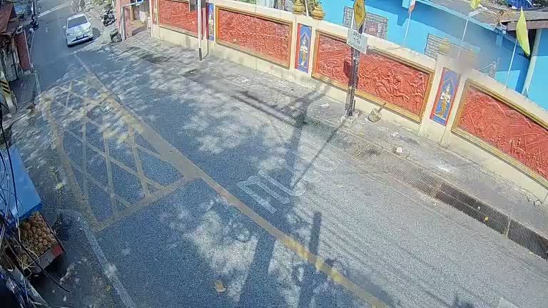 Pattaya: Dham Samakkee