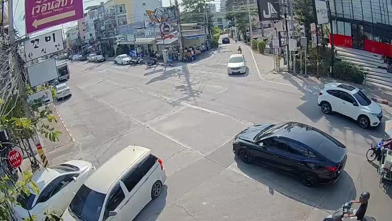 Pattaya: Chalermphrakiat Soi 2/2 - Pattaya 3rd Road - Pattaya City