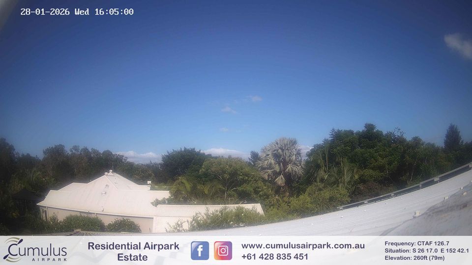 Amamoor › East: Gympie Aerodrome