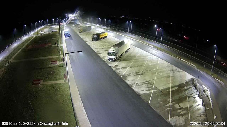 Tottos: M6 Tomori pihenő bal -> Országhatár