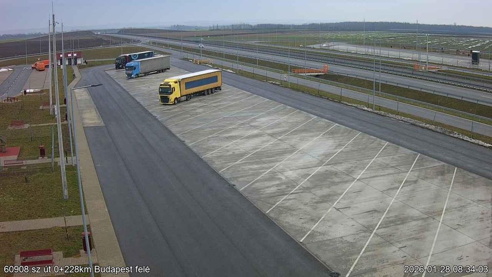 Tottos: M6 Tomori pihenő jobb -> Budapest