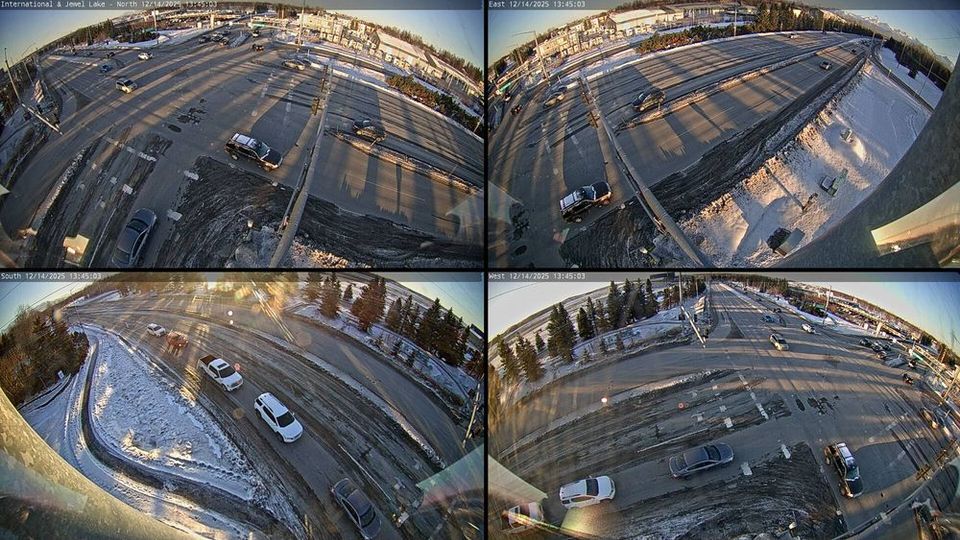 Anchorage: Alaska Landings: International Airport Rd