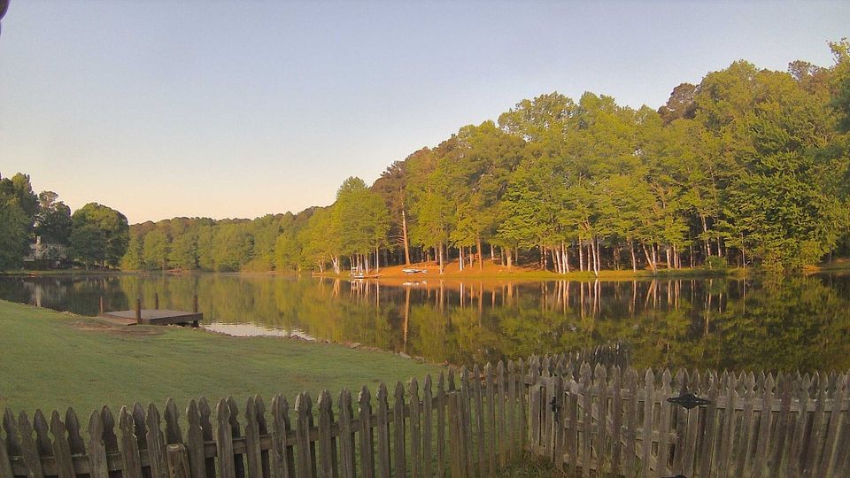 Sharpsburg › South-west: Sullivan Lake