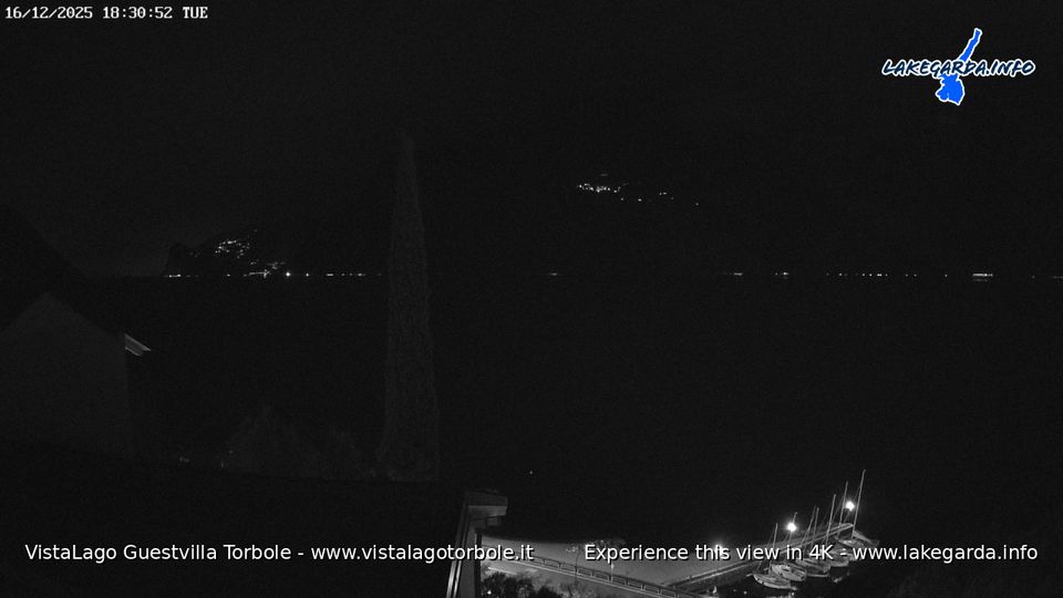 Nago-Torbole › South: VistaLago Guestvilla Torbole